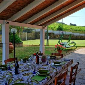 3 bedroom villa with pool and tennis court near Florence, sleeps 6
